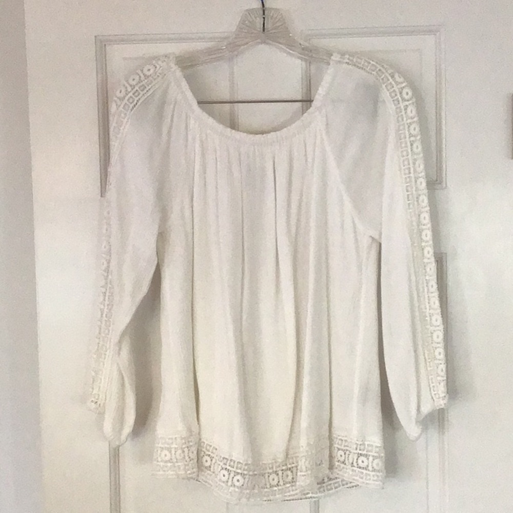 Elegant White Lace Trim Blouse, Sanctuary, lined, size Large.